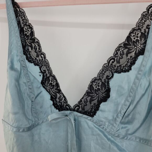 Victoria's Secret Blue Chemise with Black Lace - Picture 5 of 5